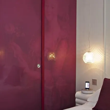 Elysee Secret Hotel 4*