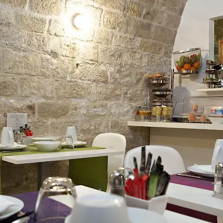 Hotel Elysee Secret 4*