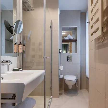 Hotel Elysee Secret 4*