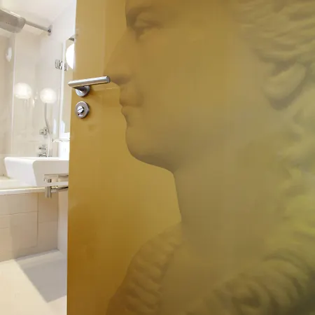 Elysee Secret Hotel 4*