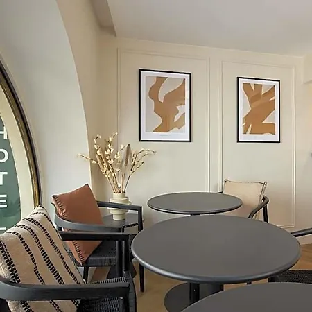 Hotell Elysee Secret 4*