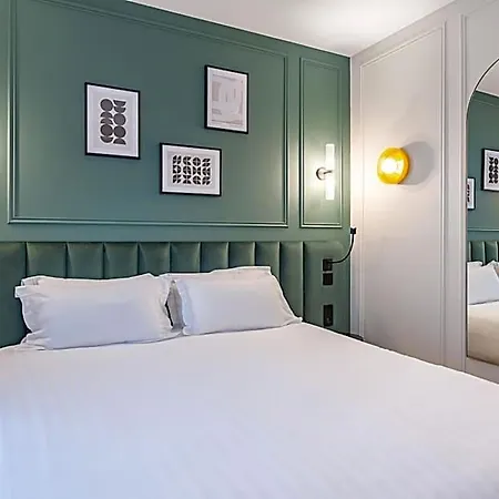 Hotell Elysee Secret 4*