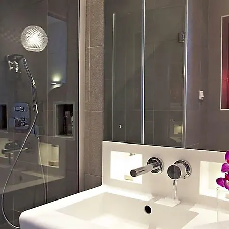 Elysee Secret Hotell