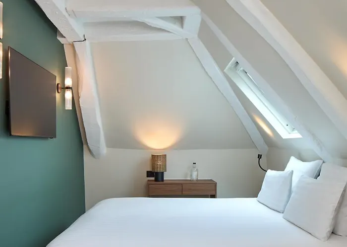 Hotel Elysée Secret 4*