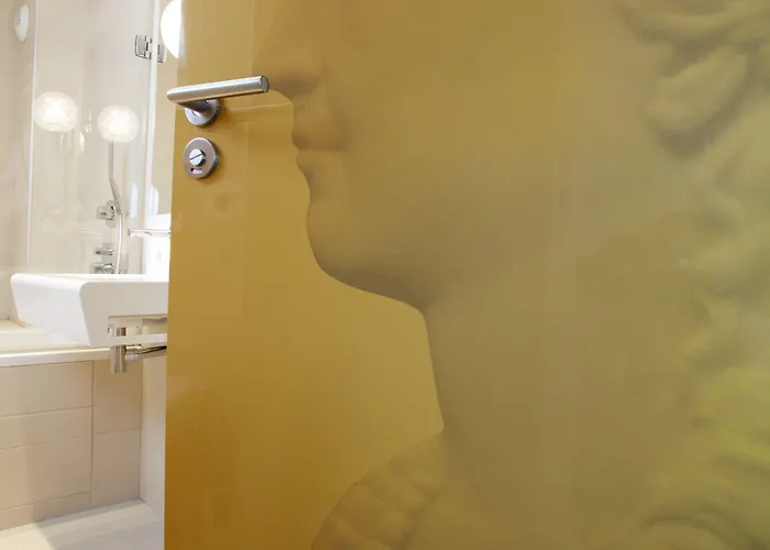 Elysee Secret 호텔 4*