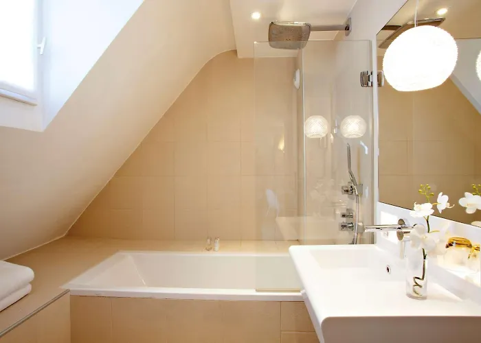 Hotel Elysée Secret