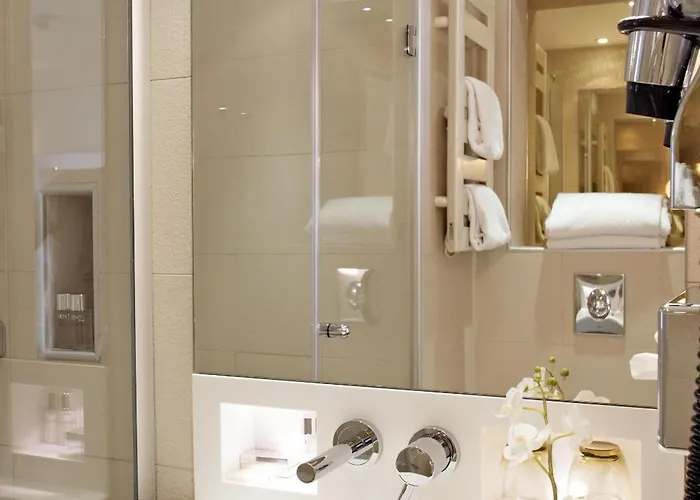 Hotel Elysée Secret 4*