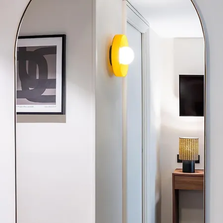 Elysée Secret Hotel